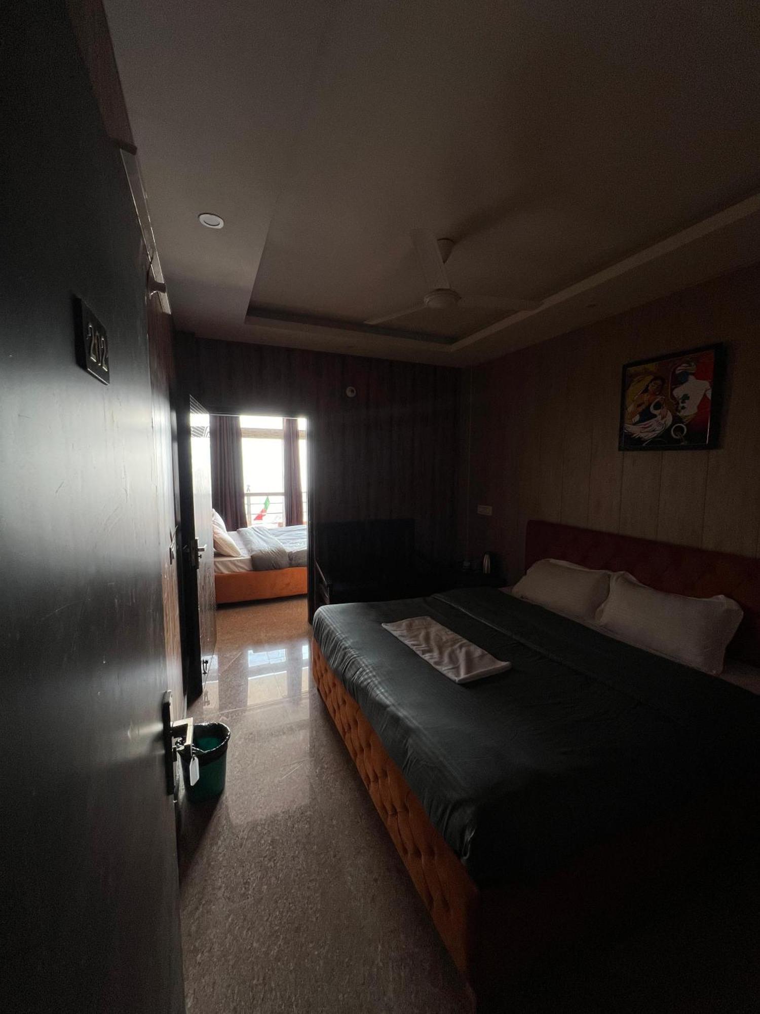 Hotel Mussoorie Gold Mary Kamer foto